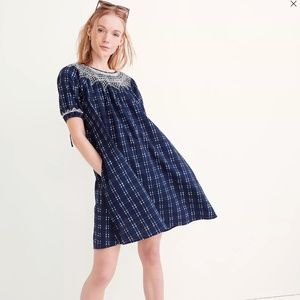 Madewell embroidered short sleeve mini dress size Medium